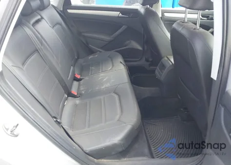 2012 Volkswagen Passat 2.5L Se из США, поврежденный, VIN 1VWBP7A38CC061506